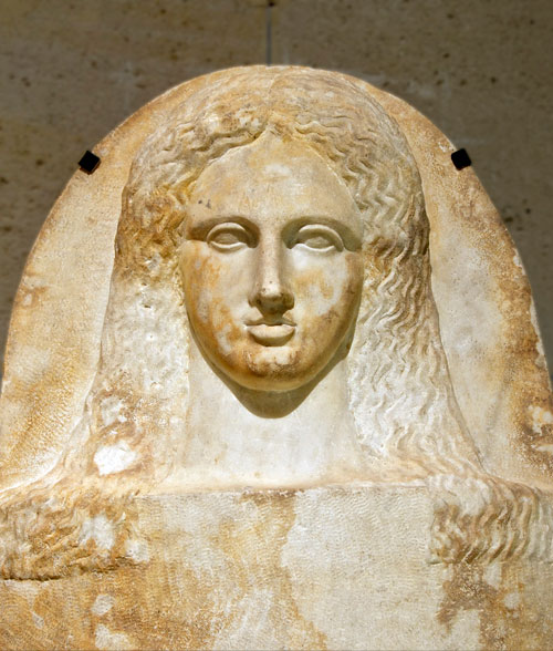 Pokrywa fenickiego sarkofagu, IV w. przed Chr. (fot. wikimedia) Pokrywa fenickiego sarkofagu, IV w. przed Chr. (fot. wikimedia)